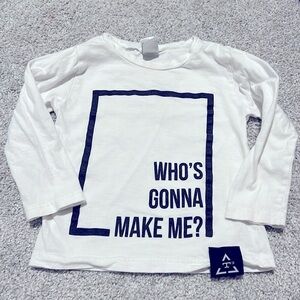 Trilogy design long sleeve 2-T